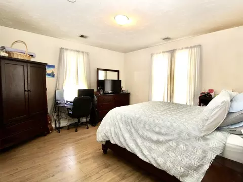 Bedroom - 239 Union St, Franklin, MA 02038 photo 3 of 5