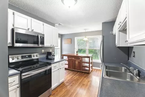Kitchen - 59 Castlegate Dr #B, Springfield, MA 01129 photo 1 of 6