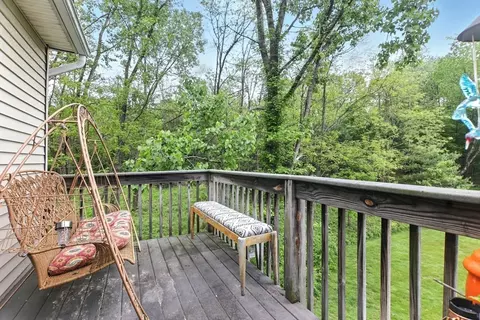 Exterior - 59 Castlegate Dr #B, Springfield, MA 01129 photo 6 of 9