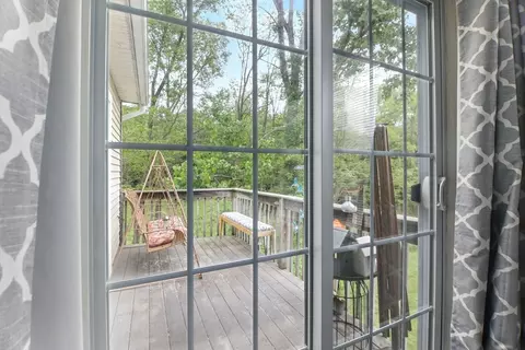 Exterior - 59 Castlegate Dr #B, Springfield, MA 01129 photo 5 of 9