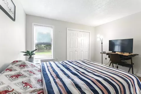 Bedroom - 59 Castlegate Dr #B, Springfield, MA 01129 photo 6 of 6