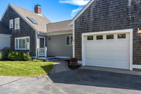 8 Beach Rd #4, Orleans, MA 02653
