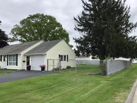 8 Victory Dr, Webster, MA 01570 photo 30