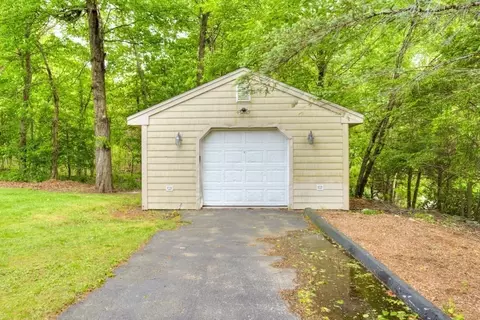 15 Bailin Dr, Worcester, MA 01604 photo 6