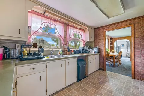 39 Harvard St, Fairhaven, MA 02719 photo 14