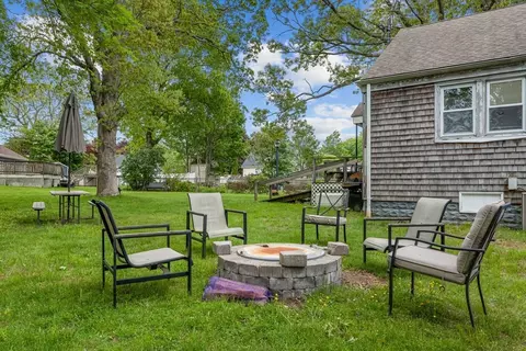 39 Harvard St, Fairhaven, MA 02719 photo 4