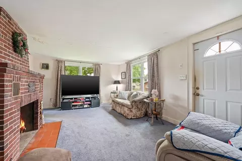39 Harvard St, Fairhaven, MA 02719 photo 7
