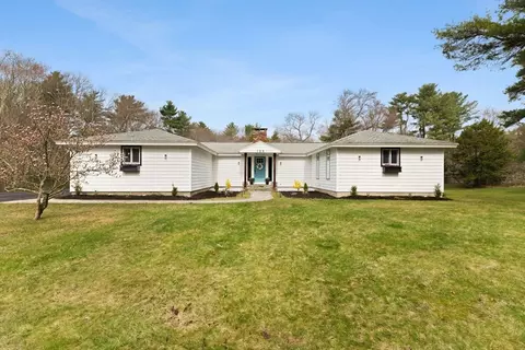 126 Prospect Hill St, Taunton, MA 02780