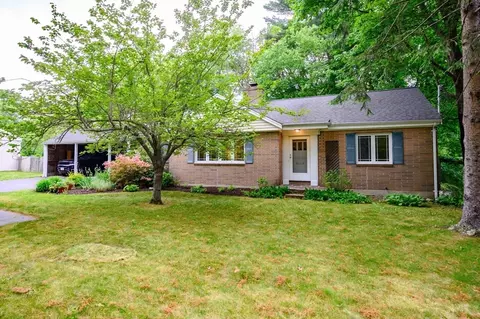 13 Smith Rd, Hingham, MA 02043 photo 2