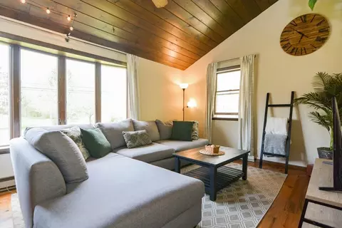 133 E Main St, Norton, MA 02766 photo 3