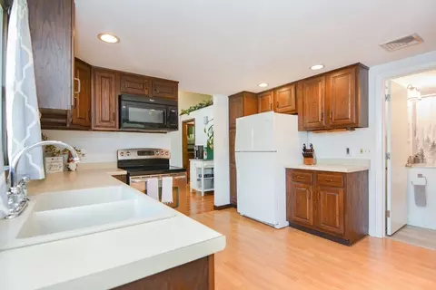 133 E Main St, Norton, MA 02766 photo 12