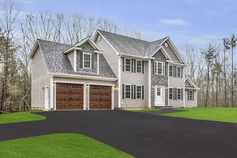 62 Bolton Rd #APPLEWOOD, Westminster, MA 01473