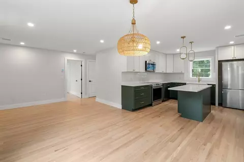 19 Whitehorse Rd, Hingham, MA 02043 photo 5