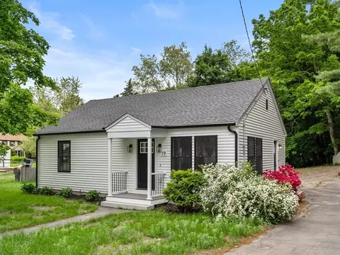 19 Whitehorse Rd, Hingham, MA 02043 photo 2