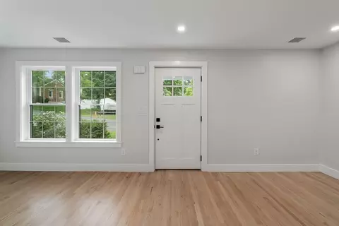 19 Whitehorse Rd, Hingham, MA 02043 photo 9