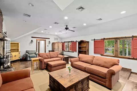 3 Side Hill Rd, Hingham, MA 02043 photo 8