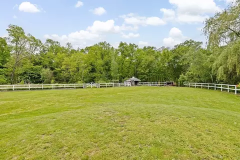 3 Side Hill Rd, Hingham, MA 02043 photo 34
