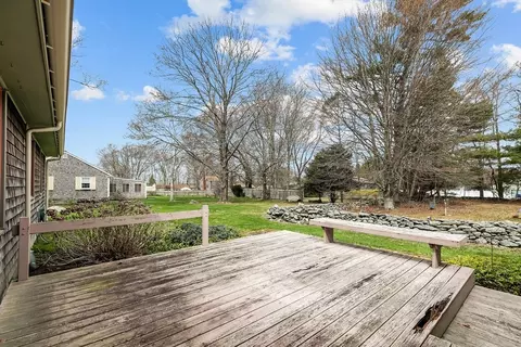 1 Pine Ln, Warren, RI 02885 photo 32