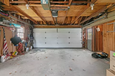1 Pine Ln, Warren, RI 02885 photo 37