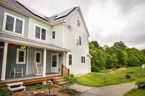 35 Village Ln #35, Berlin, MA 01503