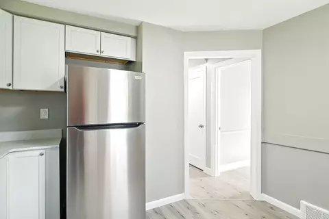 248 Pheland St, Springfield, MA 01109 photo 6
