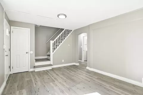 248 Pheland St, Springfield, MA 01109 photo 3