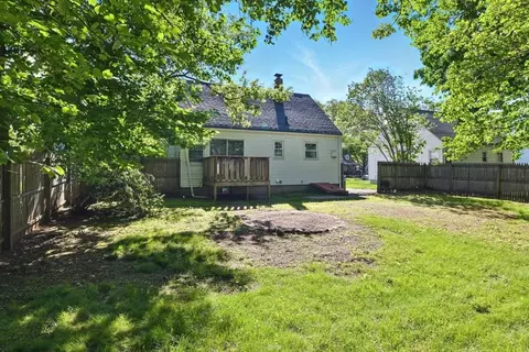 248 Pheland St, Springfield, MA 01109 photo 31