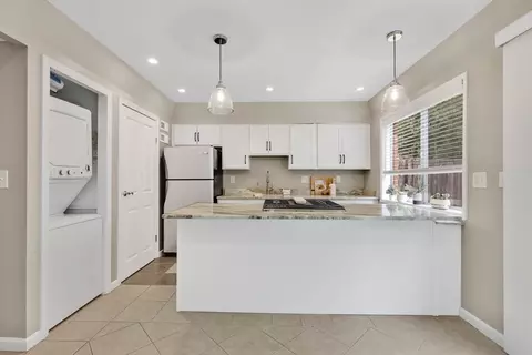 83 Jamestown Dr #83, Springfield, MA 01108 photo 8