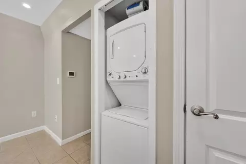 83 Jamestown Dr #83, Springfield, MA 01108 photo 14