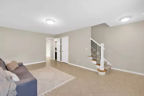 83 Jamestown Dr #83, Springfield, MA 01108 photo 3