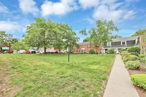 83 Jamestown Dr #83, Springfield, MA 01108 photo 39