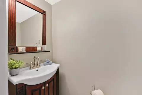 83 Jamestown Dr #83, Springfield, MA 01108 photo 15