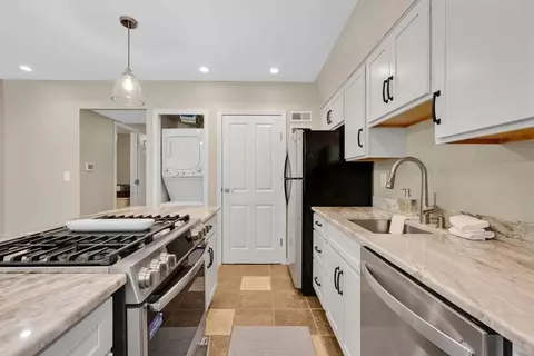 83 Jamestown Dr #83, Springfield, MA 01108 photo 10