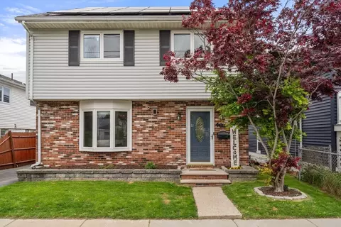 40 Fowler Ave, Revere, MA 02151
