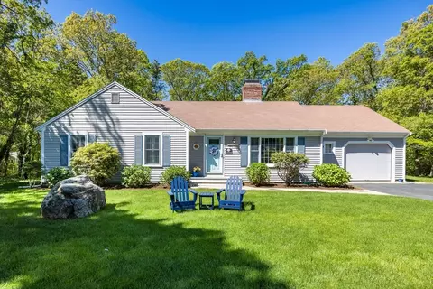 41 High Head Rd, Dennis, MA 02641