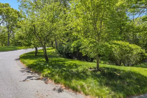 7 Hane Rd, Mashpee, MA 02649 photo 4