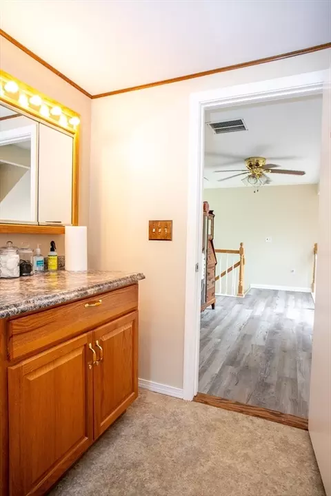 22 Everton Ave, Worcester, MA 01604 photo 33