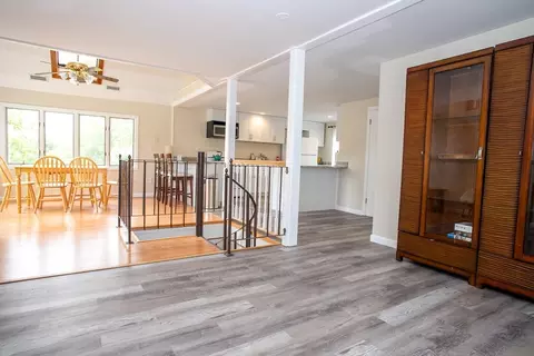 22 Everton Ave, Worcester, MA 01604 photo 9