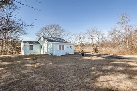 Exterior - 1 Ladd Ave, Wareham, MA 02571 photo 3 of 4