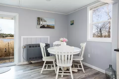 Dining - 1 Ladd Ave, Wareham, MA 02571 photo 1 of 2