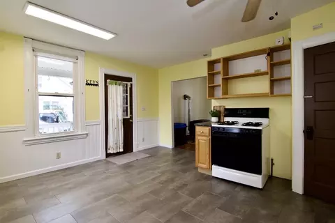 82 Worcester St, West Springfield, MA 01089 photo 10