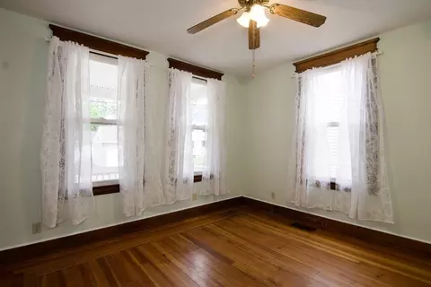 82 Worcester St, West Springfield, MA 01089 photo 16