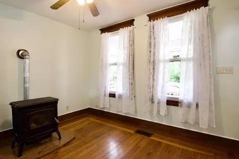 82 Worcester St, West Springfield, MA 01089 photo 20