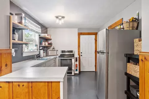 543 Lenox St, Athol, MA 01331 photo 14