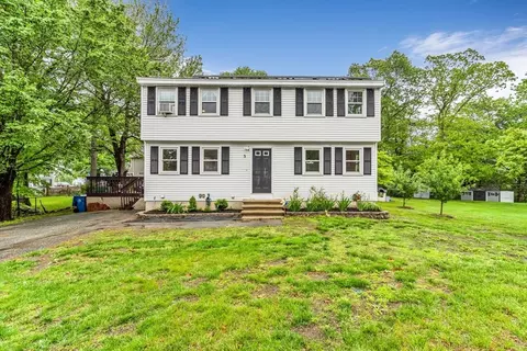 3 Sinclair St, Billerica, MA 01821