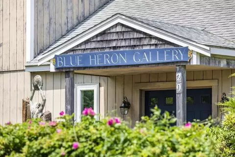 20 Bank St, Wellfleet, MA 02667