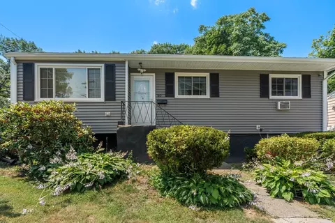 80 Messinger St, Boston, MA 02126
