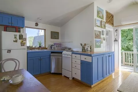 87 Bradford St #3, Provincetown, MA 02657