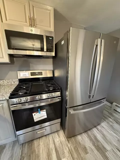 45 Penacook St, Springfield, MA 01104 photo 10