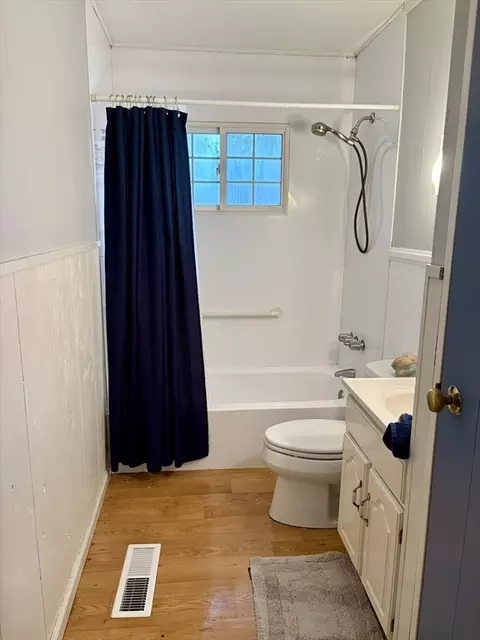 93 Crestmont St, Springfield, MA 01108 photo 12